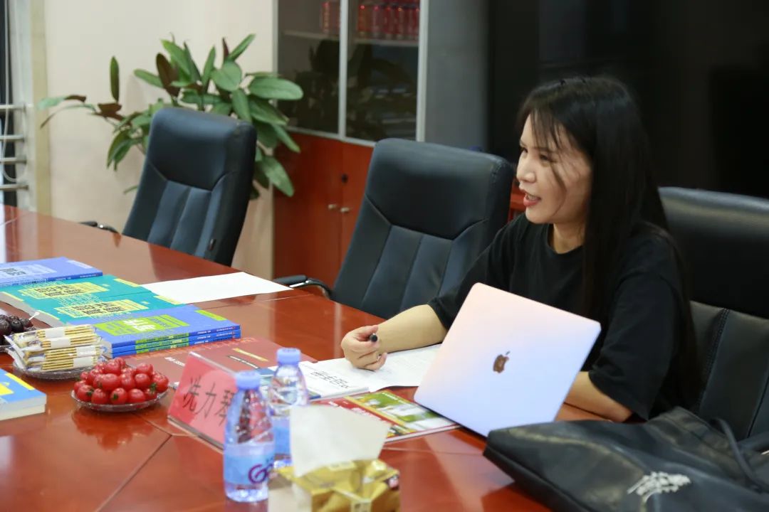 社科賽斯總裁、黨支部書記李發(fā)進(jìn)接受教育行業(yè)研究媒體多鯨記者采訪！